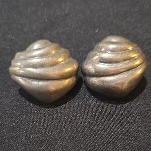 Vintage Mexican sterling silver Swirl Clip-On Earrings with stud